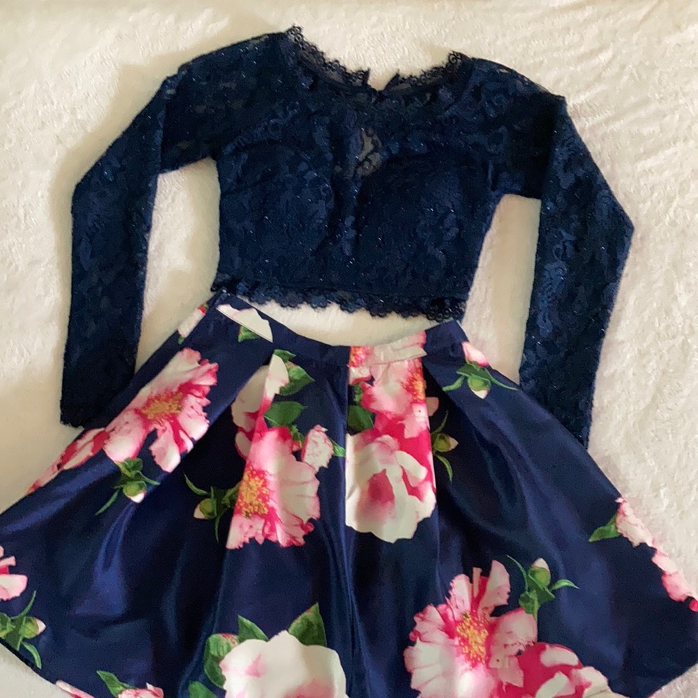 Homecoming style set